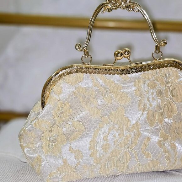 Verano Hill vintage inspired very pretty. - Picture 2 of 5